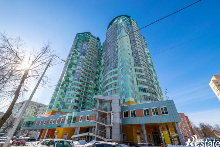 4-комн квартира ул 25 Октября, 77,  д. 77