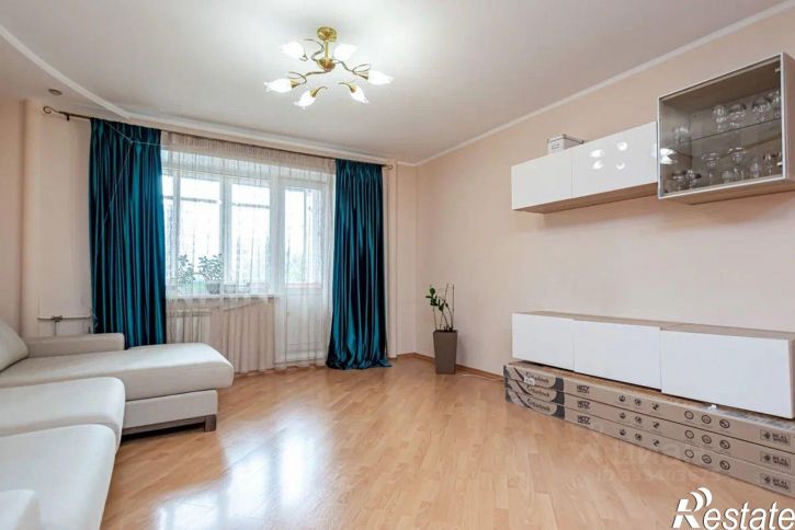 4-комн квартира ул Малкова, 28,  д. 28