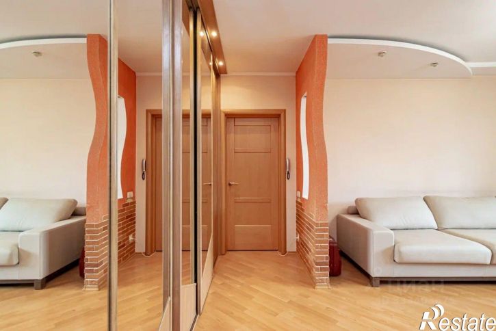 4-комн квартира ул Малкова, 28,  д. 28