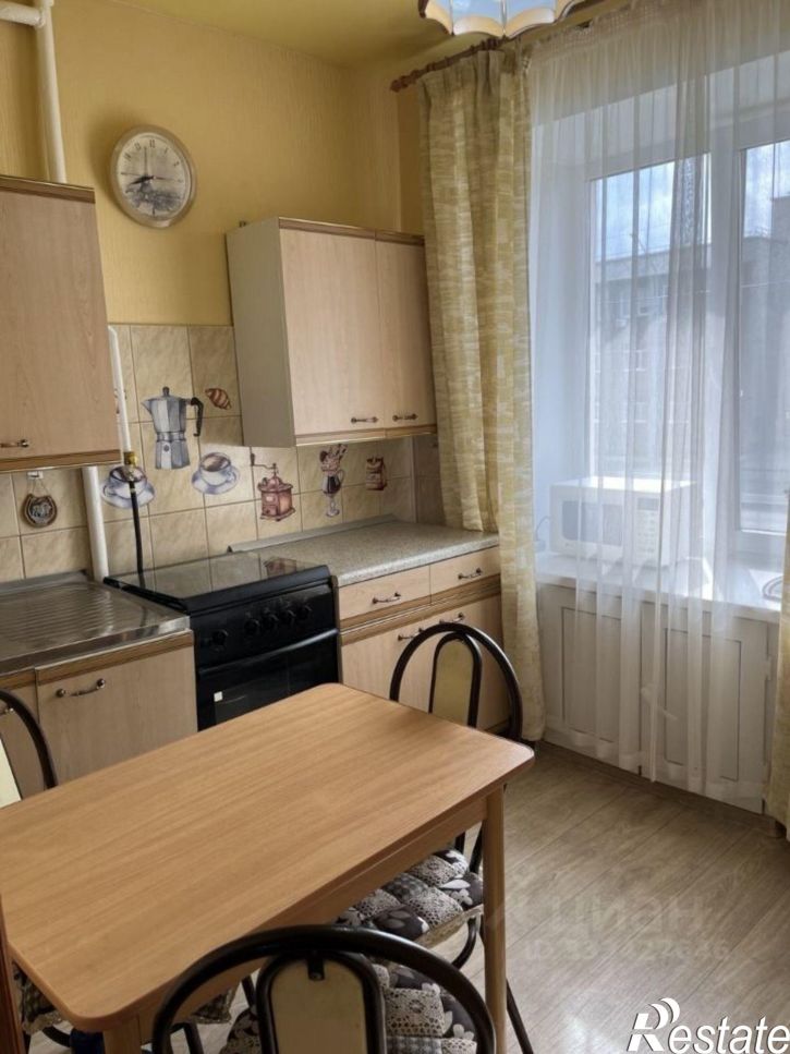 2-комн квартира ул Героев Хасана, 15,  д. 15