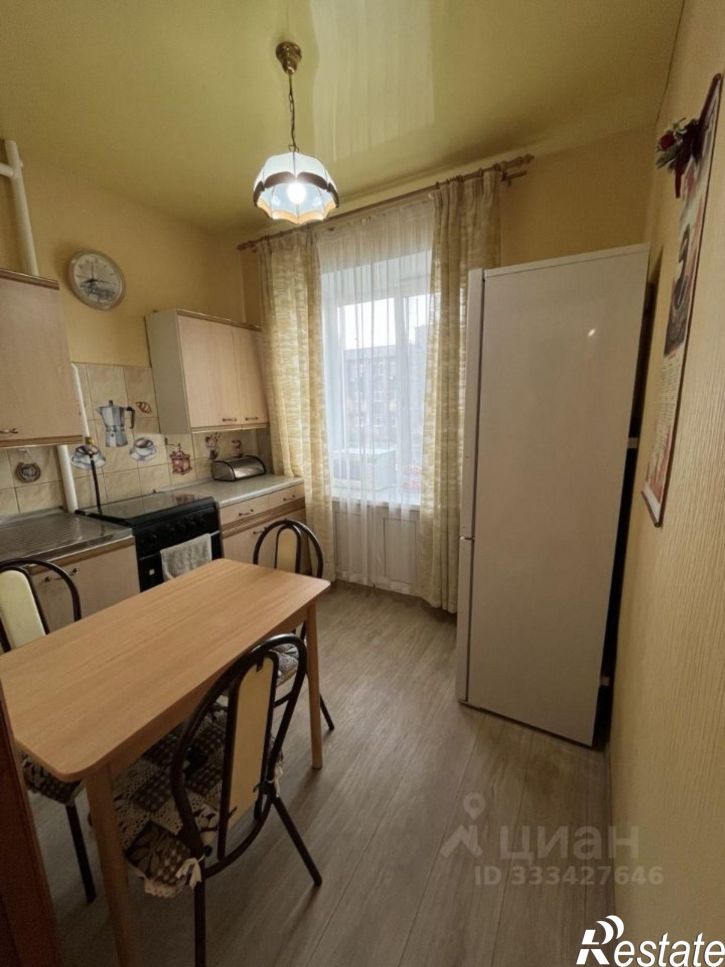2-комн квартира ул Героев Хасана, 15,  д. 15