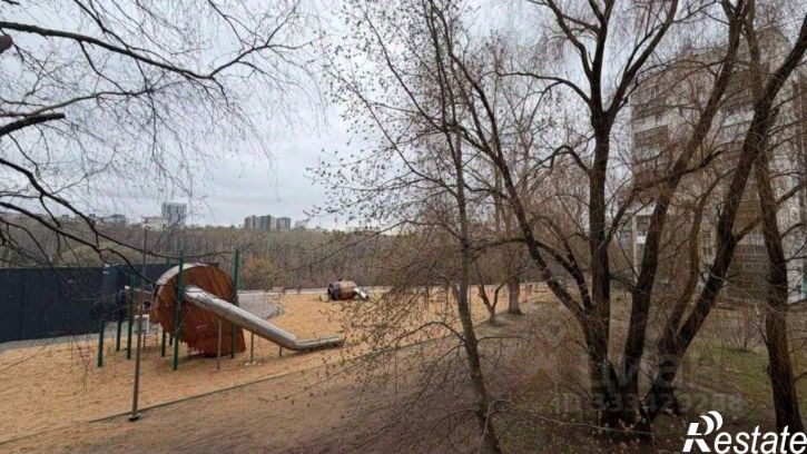 2-комн квартира ул Моторостроителей, 15,  д. 15
