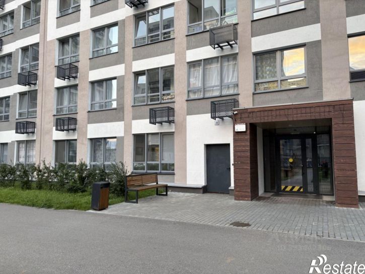 3-комн квартира ул Барамзиной, 32,  д. 32