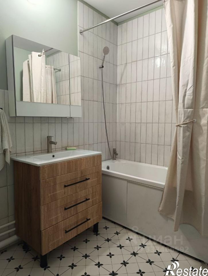 2-комн квартира ул Яблочкова, 5 5,  д. 5 5,  к. 5