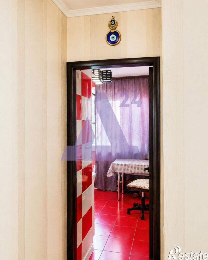 4-комн квартира улица Космонавта Леонова, дом 51