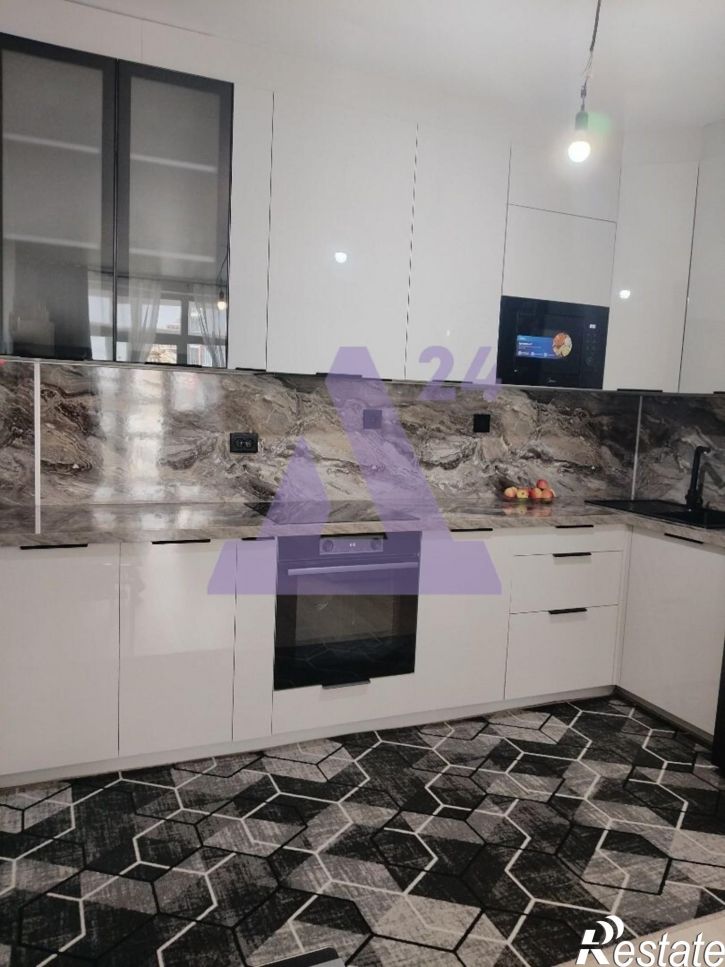 3-комн квартира шоссе Космонавтов, дом 309А, корпус 1