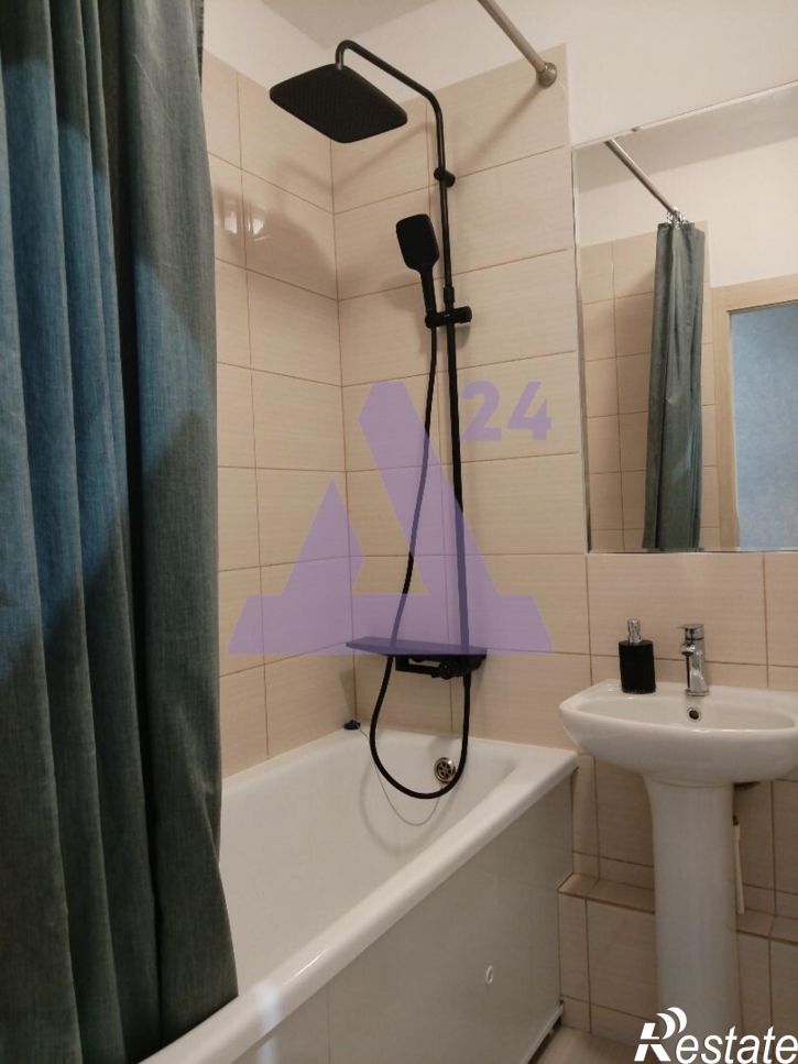 3-комн квартира шоссе Космонавтов, дом 309А, корпус 1