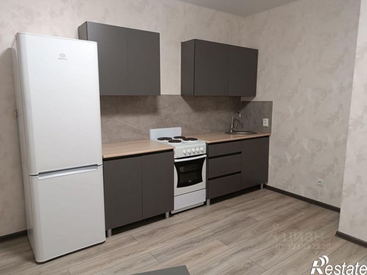 3-комн квартира ул Яблочкова, 5 5,  д. 5 5,  к. 5