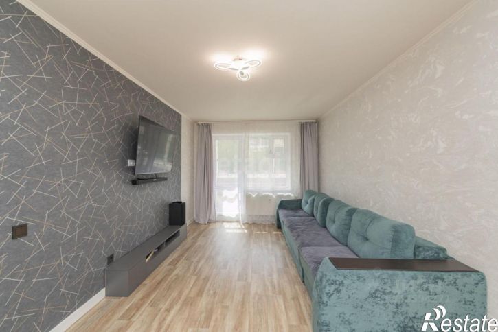 3-комн квартира ул Адмирала Ушакова, 106,  д. 106