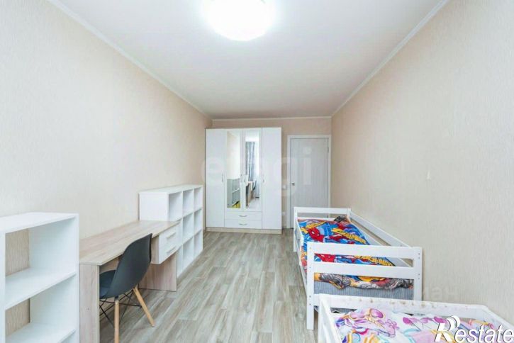3-комн квартира ул Адмирала Ушакова, 106,  д. 106