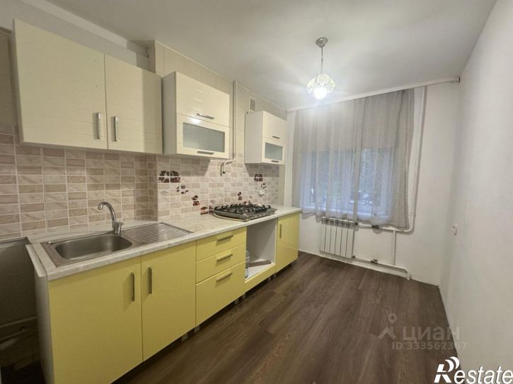 3-комн квартира улица Чехова, 20,  д. 20