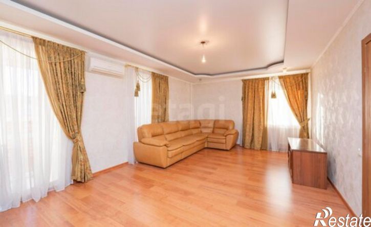 3-комн квартира улица Малкова, 24А,  д. 24А