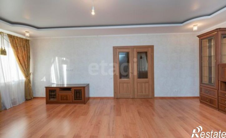 3-комн квартира улица Малкова, 24А,  д. 24А