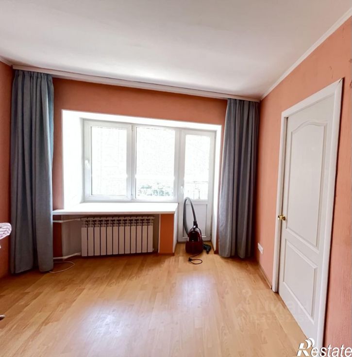 2-комн квартира улица Карбышева, 4,  д. 4