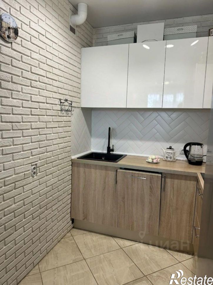1-комн квартира улица Сакко и Ванцетти, 93А,  д. 93А