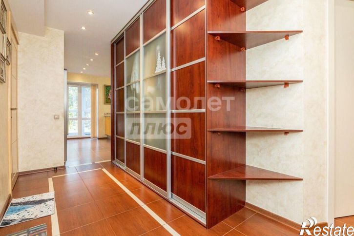 4-комн квартира шоссе Космонавтов, 129,  д. 129