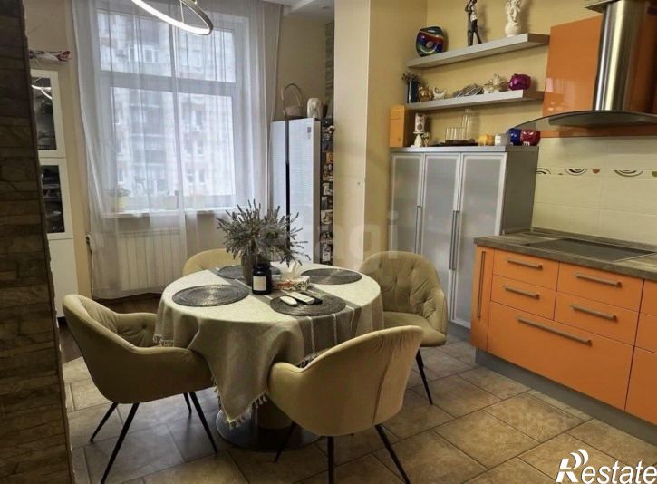 4-комн квартира улица 25 Октября, 17,  д. 17