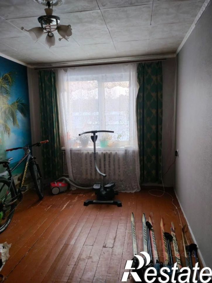 3-комн квартира улица Докучаева, 27В,  д. 27В
