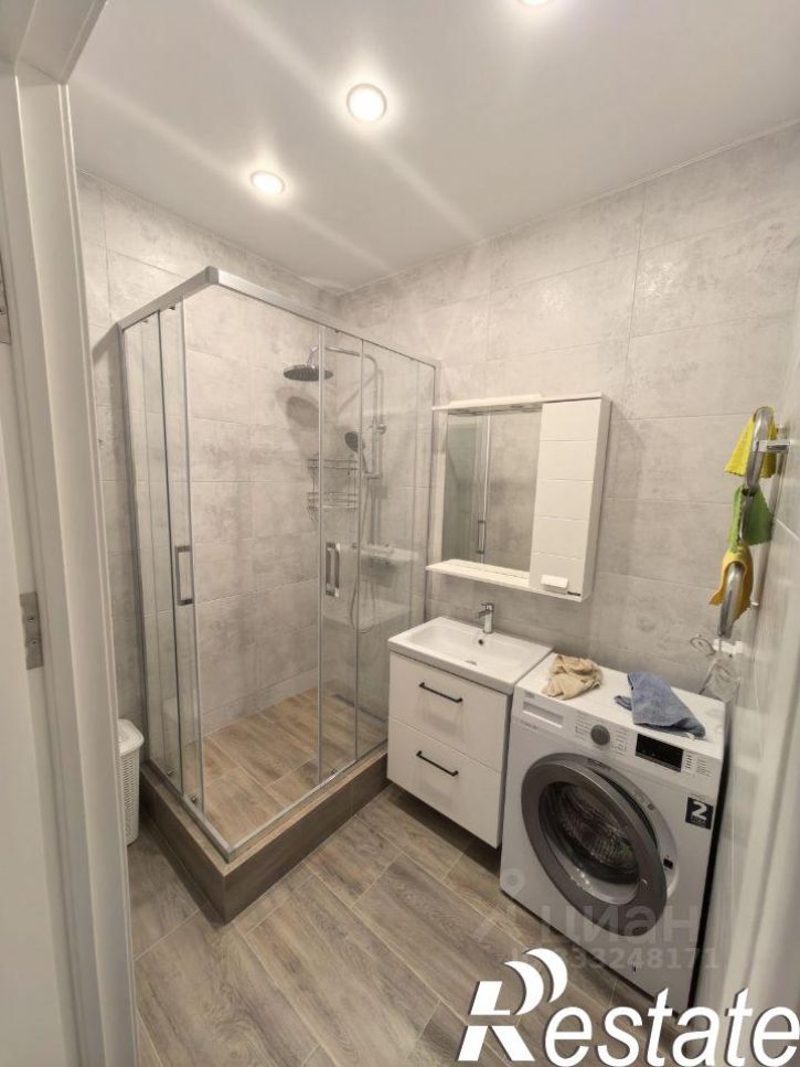 2-комн квартира улица Космонавта Леонова, 41 к3,  д. 41 к3