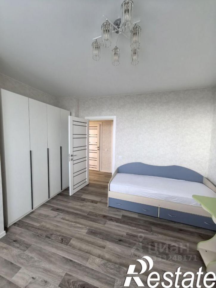 2-комн квартира улица Космонавта Леонова, 41 к3,  д. 41 к3