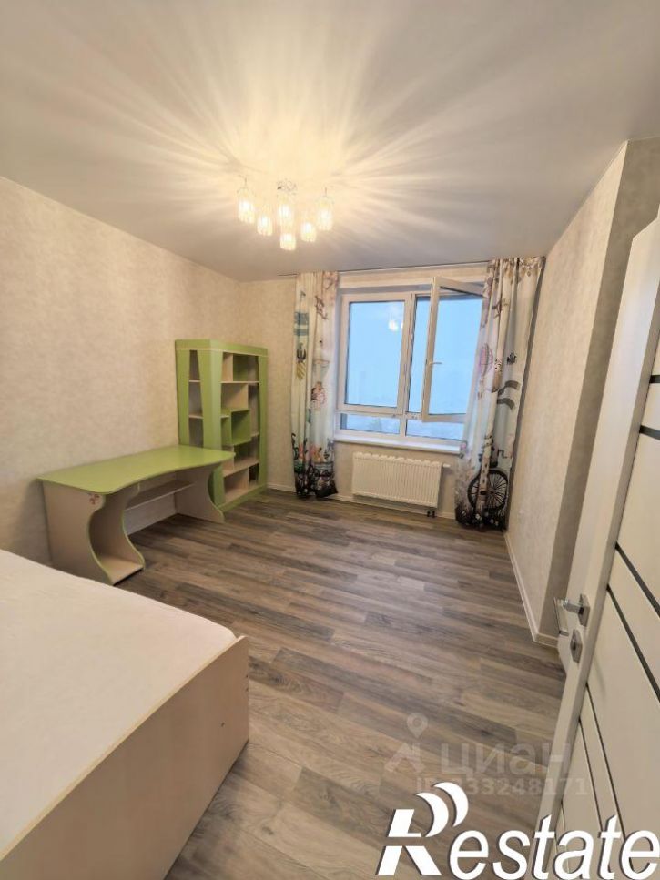 2-комн квартира улица Космонавта Леонова, 41 к3,  д. 41 к3
