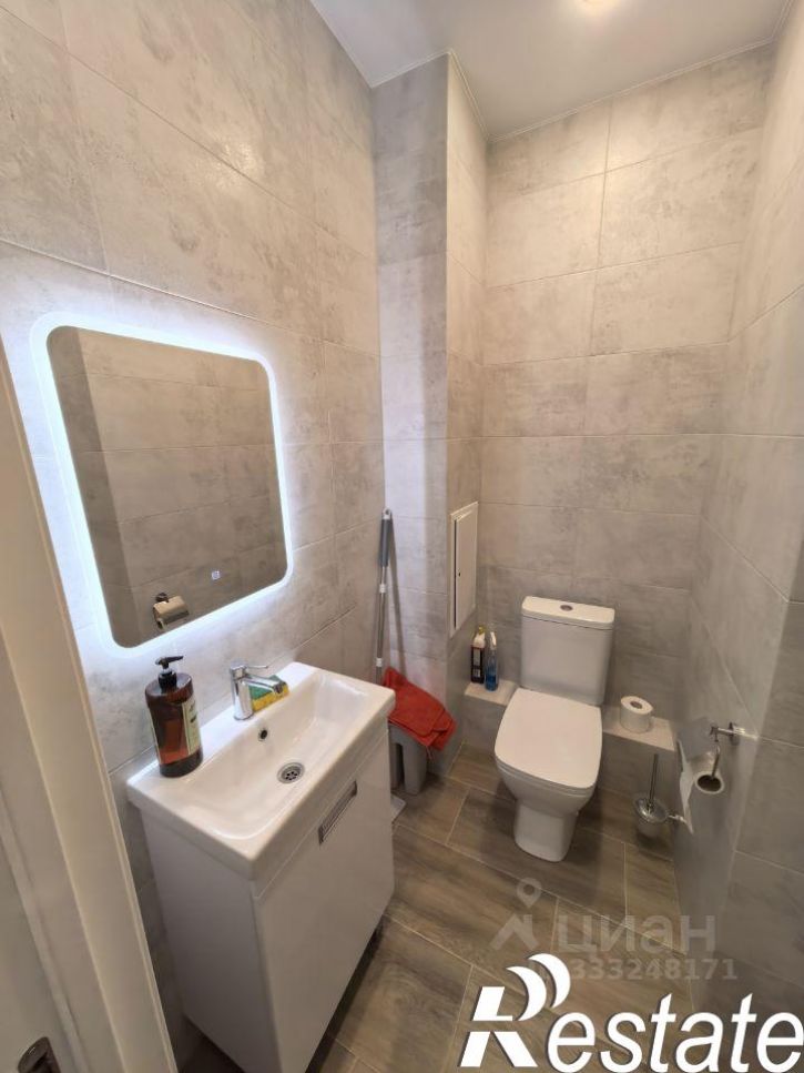 2-комн квартира улица Космонавта Леонова, 41 к3,  д. 41 к3