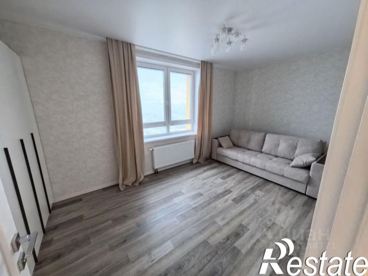 2-комн квартира улица Космонавта Леонова, 41 к3,  д. 41 к3