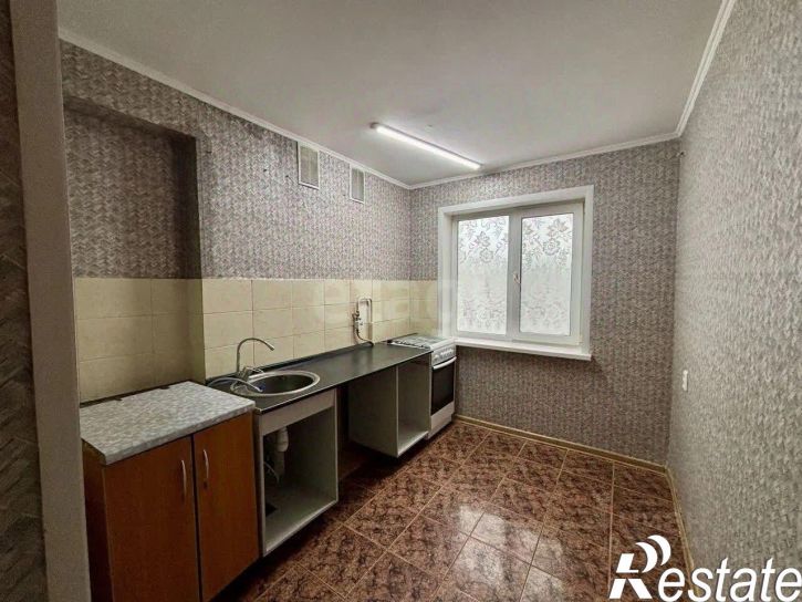 4-комн квартира улица Плеханова, 73,  д. 73