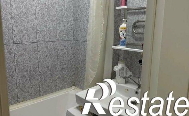 3-комн квартира улица Гашкова, 27Б,  д. 27Б