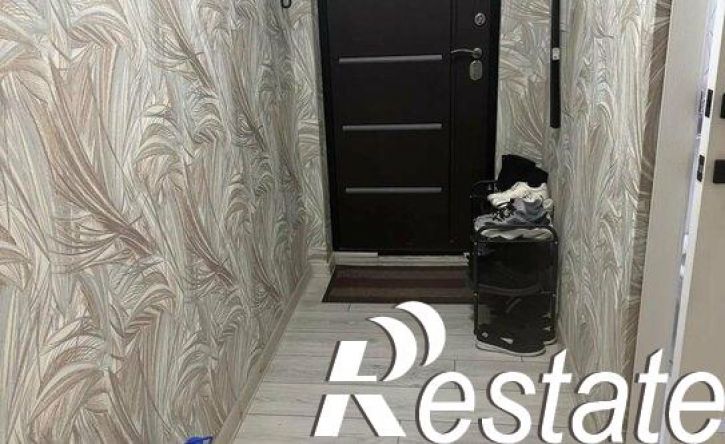 3-комн квартира улица Гашкова, 27Б,  д. 27Б