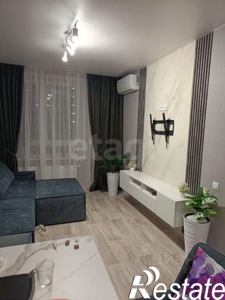 3-комн квартира улица Космонавта Леонова, 41,  д. 41