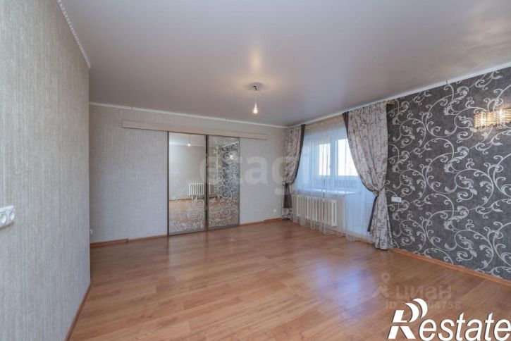 3-комн квартира улица Малкова, 24А,  д. 24А
