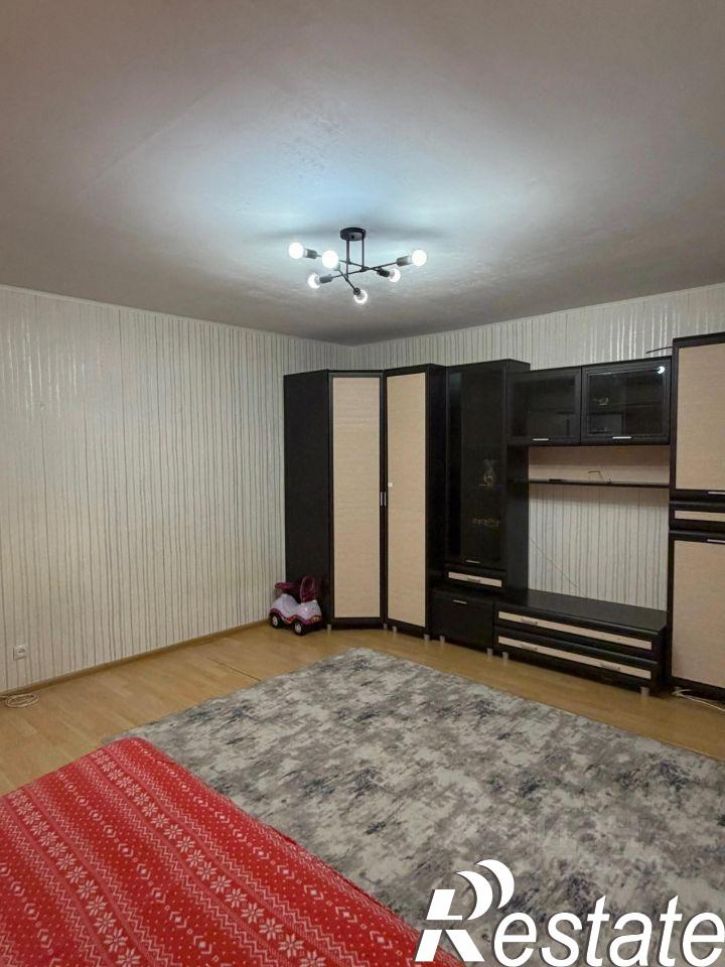 2-комн квартира проспект Декабристов, 33,  д. 33