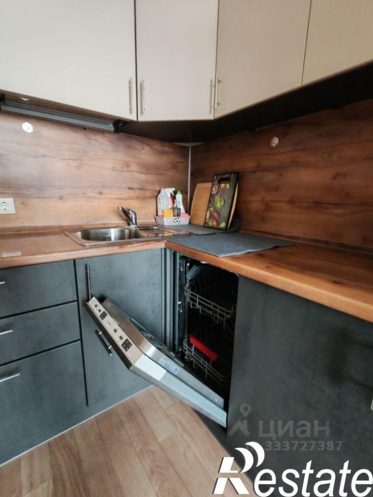 2-комн квартира бульвар Гагарина, 74В,  д. 74В