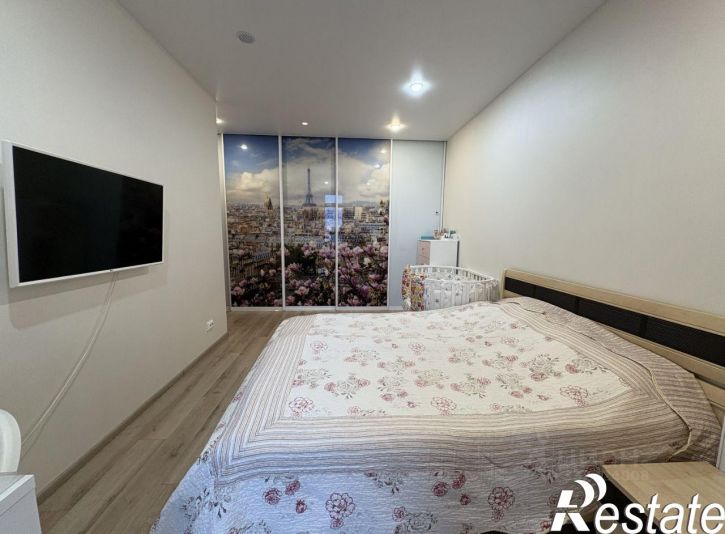3-комн квартира улица Революции, 52Б,  д. 52Б