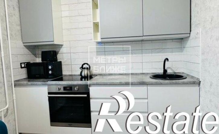 2-комн квартира улица Яблочкова, 38Б,  д. 38Б