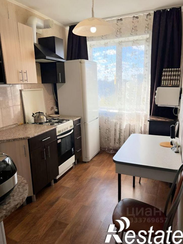 3-комн квартира Чердынская улица, 18,  д. 18