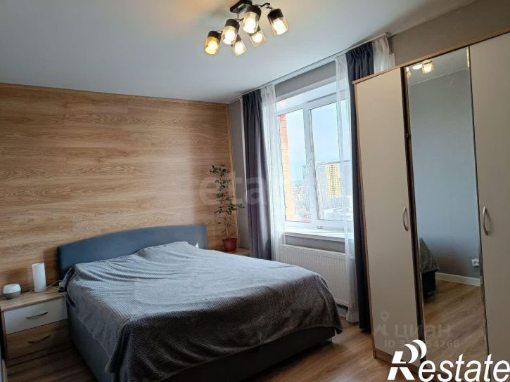 2-комн квартира улица Крылова, 15,  д. 15