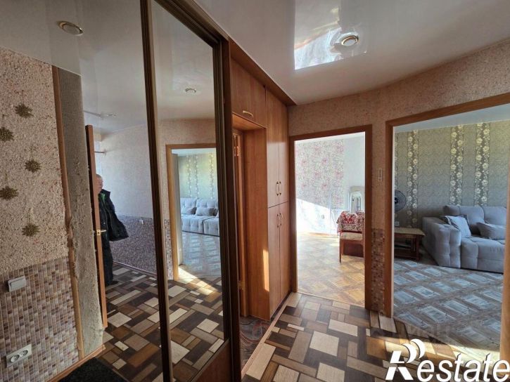 3-комн квартира улица Докучаева, 28,  д. 28