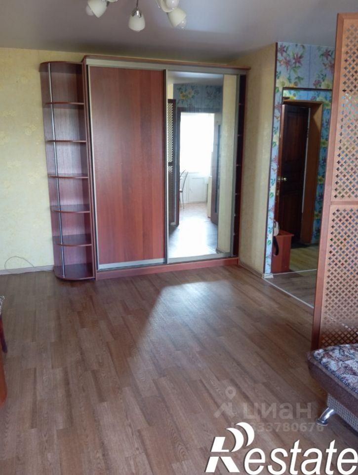 2-комн квартира улица Льва Шатрова, 27,  д. 27