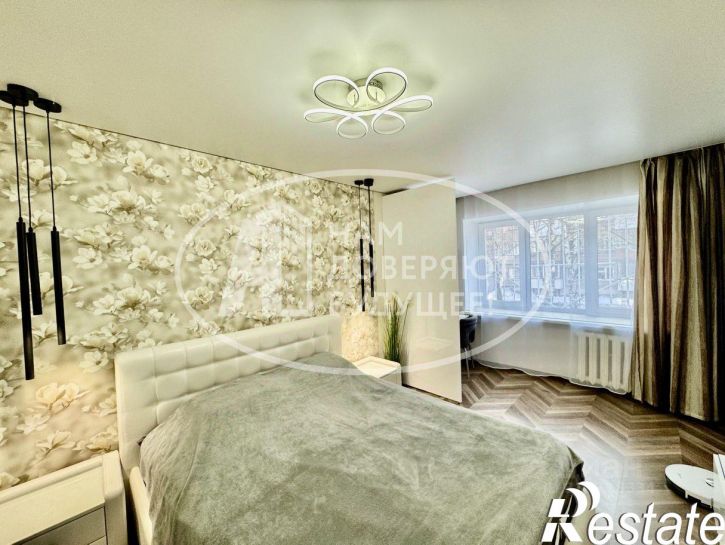 2-комн квартира улица Снайперов, 13,  д. 13