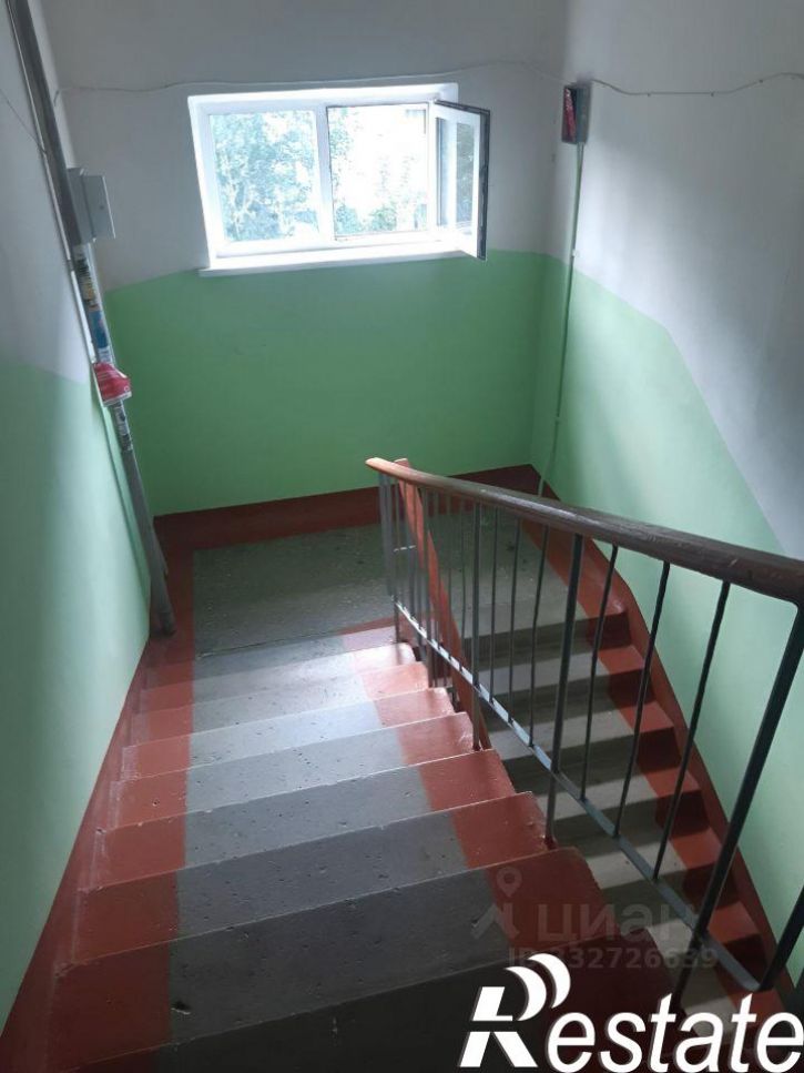 2-комн квартира улица Крисанова, 3,  д. 3