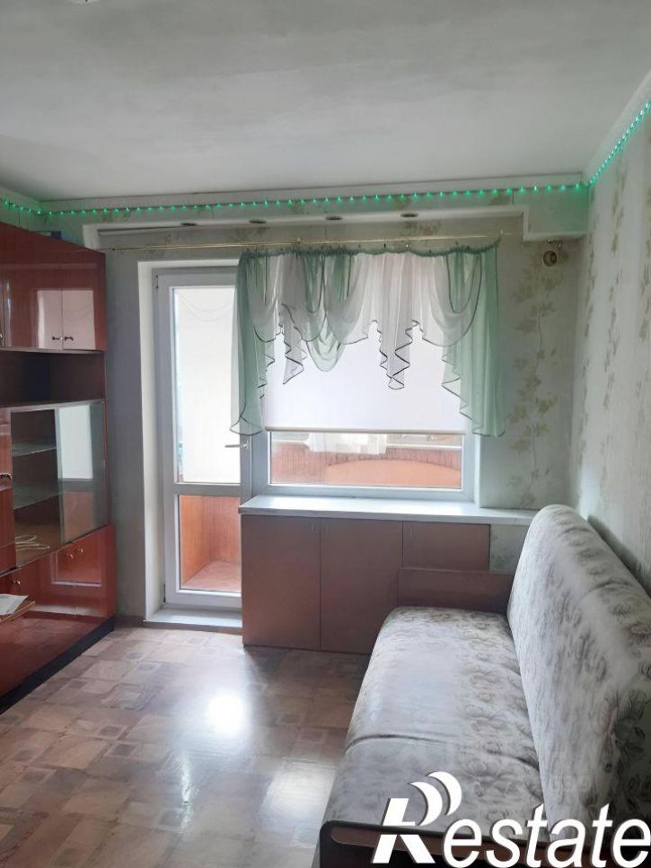 2-комн квартира улица Крисанова, 3,  д. 3