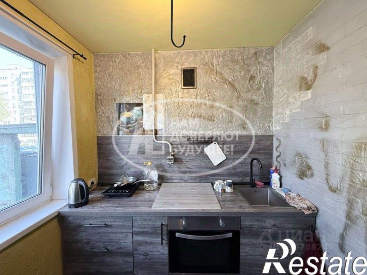 2-комн квартира улица Архитектора Свиязева, 24,  д. 24