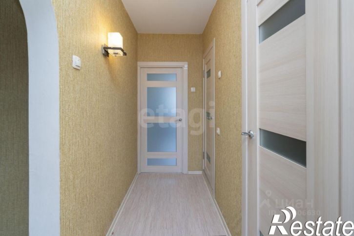 3-комн квартира проспект Декабристов, 20,  д. 20