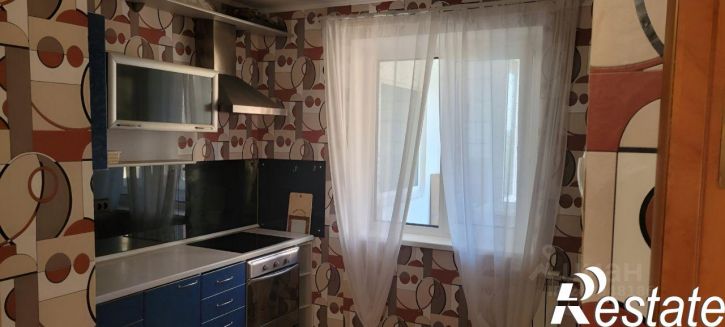 2-комн квартира улица Кронита, 4,  д. 4