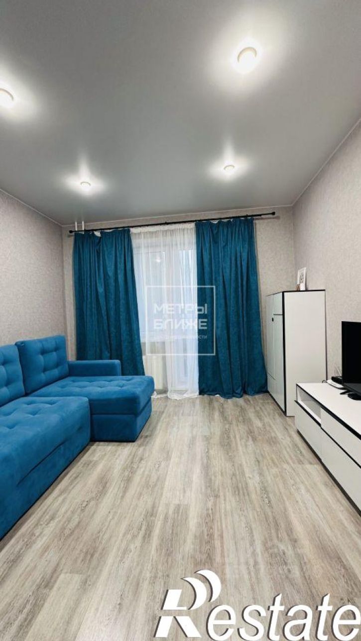 2-комн квартира улица Яблочкова, 38Б,  д. 38Б