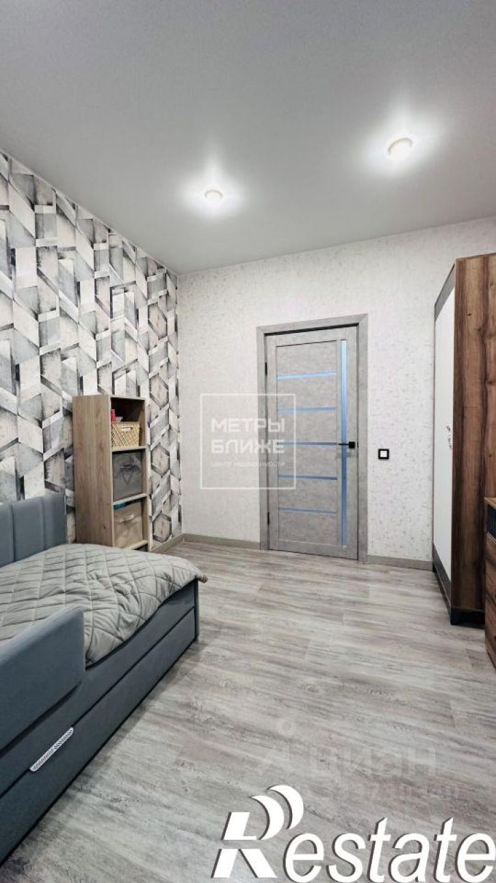 2-комн квартира улица Яблочкова, 38Б,  д. 38Б