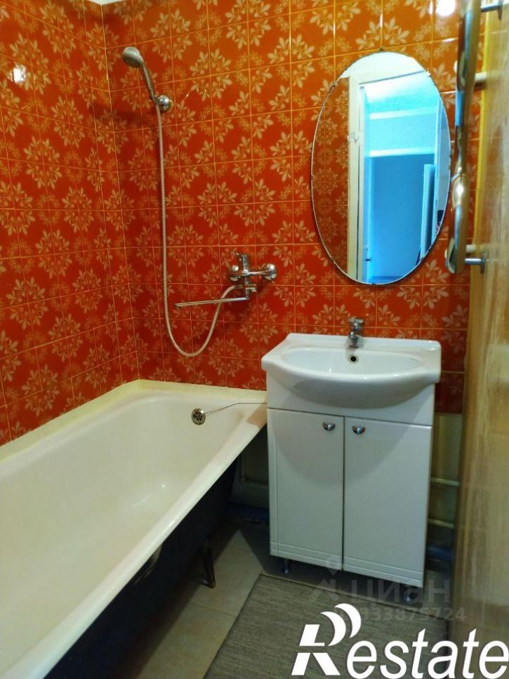 3-комн квартира улица Луговского, 132А,  д. 132А