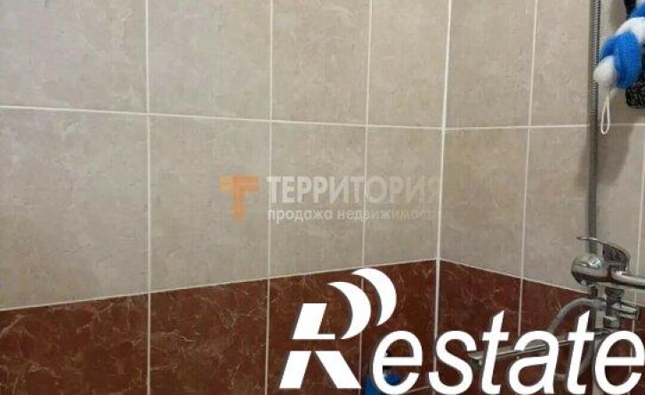 3-комн квартира улица Льва Шатрова, 33,  д. 33